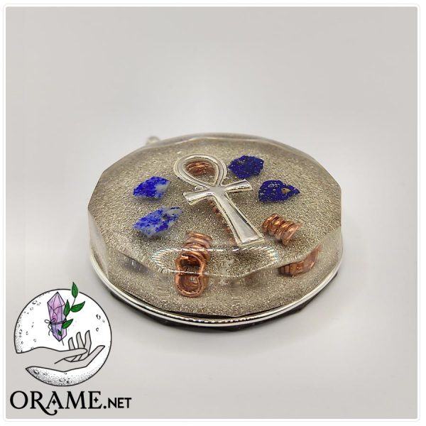 orgonite pendentif croix de vie egyptienne argent lapis lazuli pierre limailles d or et cuivre vue03