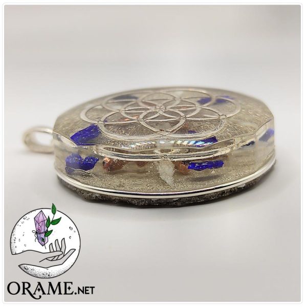 orgonite pendentif graine de vie symbole pierre selenite lapis lazuli pierre decagone energie vue07