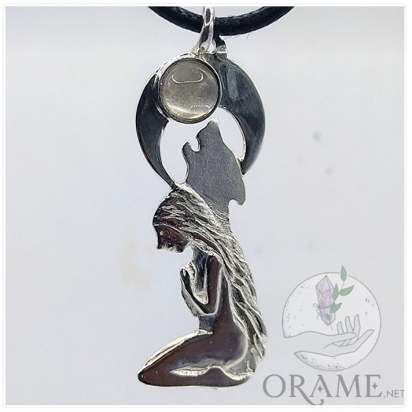 renouer avec son féminin sacré femme sauvage pendentif argent louve lune 05